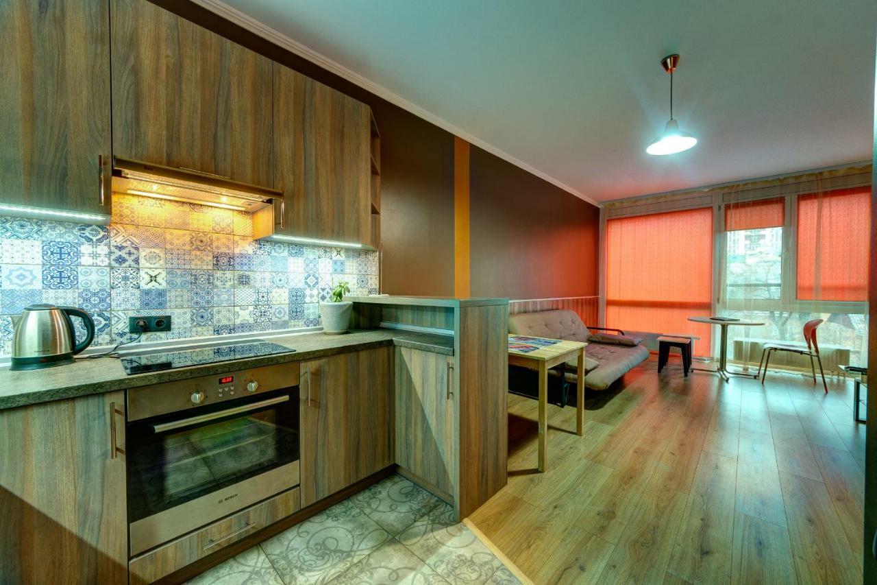 Apartments Near Shevchenko Boulevard Киев Экстерьер фото