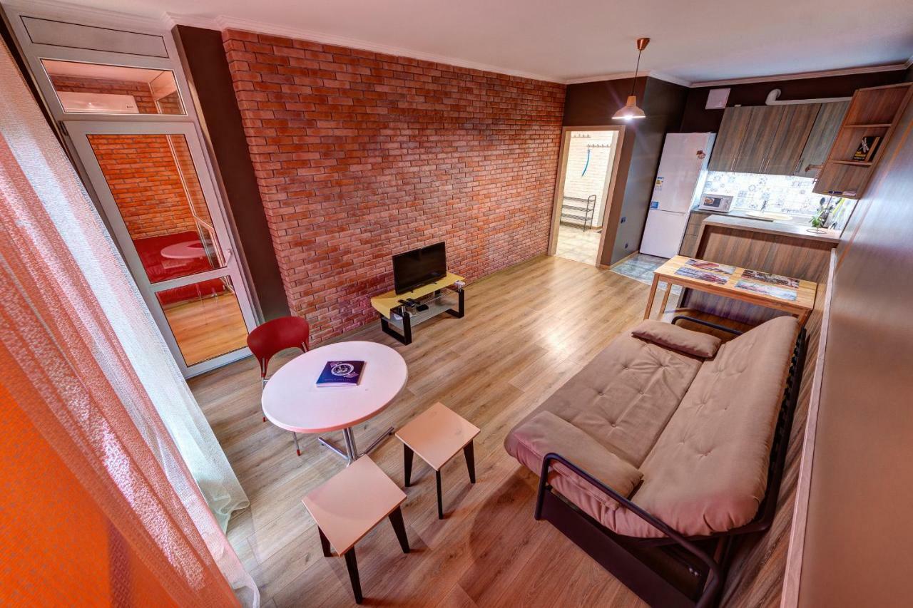 Apartments Near Shevchenko Boulevard Киев Экстерьер фото